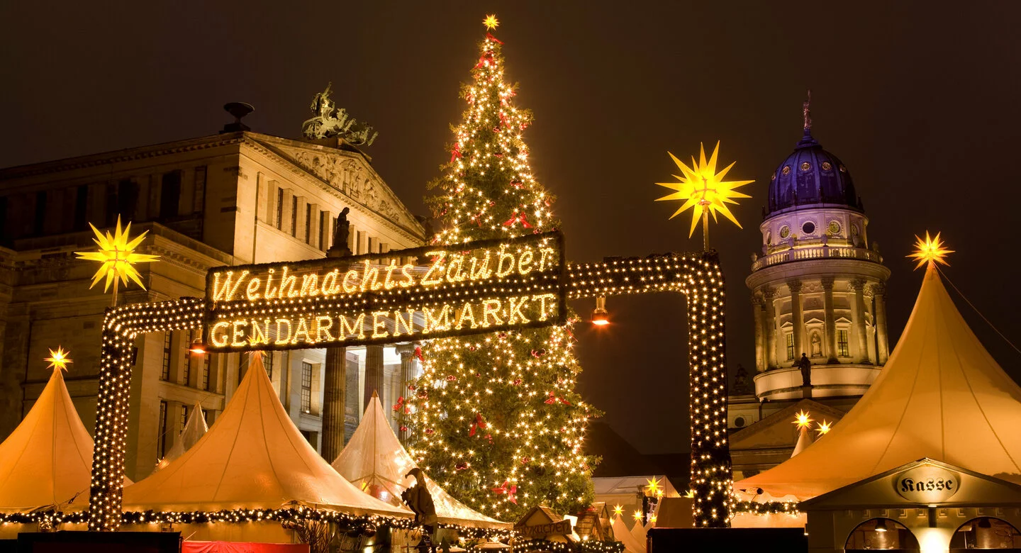 柏林御林广场的圣诞集市